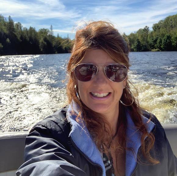 Meet your Posher, Kimberly - Picture 1 of 1